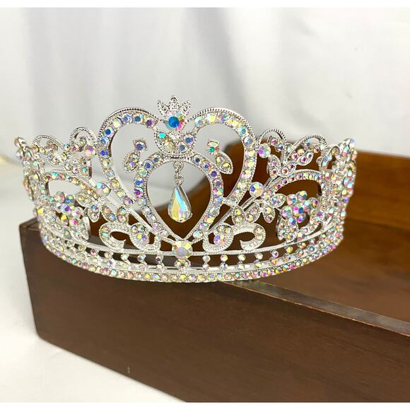 Elegant AB Rhinestone Silver Tone Metal Tiara Bridal Crown - NEW - Picture 16 of 16